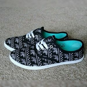 Sold - Elephant/tribal print shoes
